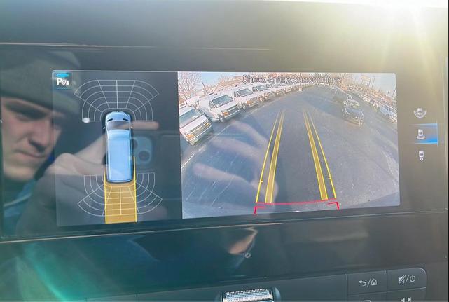 Photo of 2022 Gray Mercedes-Benz Sprinter 4500