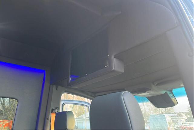 Photo of 2022 Gray Mercedes-Benz Sprinter 4500