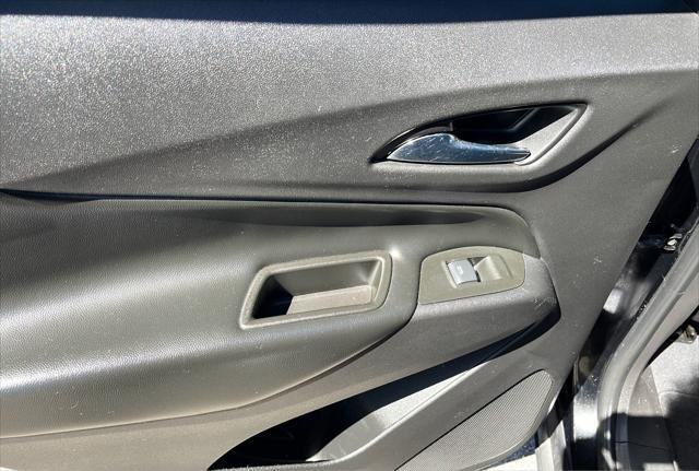 Photo of 2021 Black Chevrolet Equinox