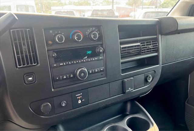 Photo of 2023 White GMC Savana 2500