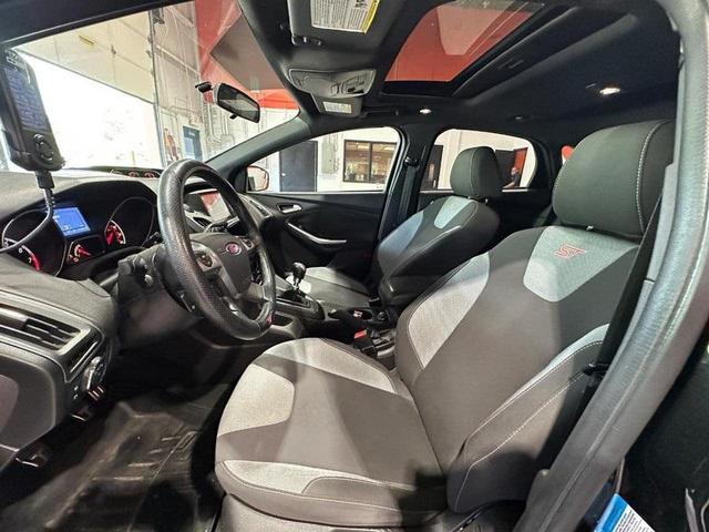 Photo of 2013 Tuxedo Black Metallic Ford Focus ST