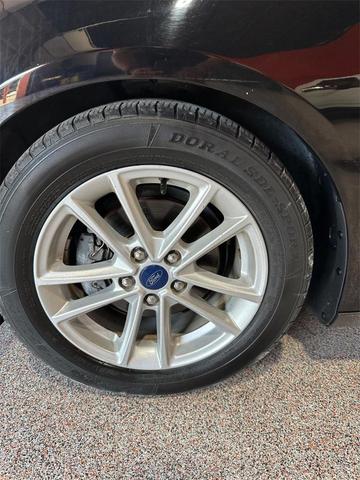 Photo of 2018 Shadow Black Ford Focus