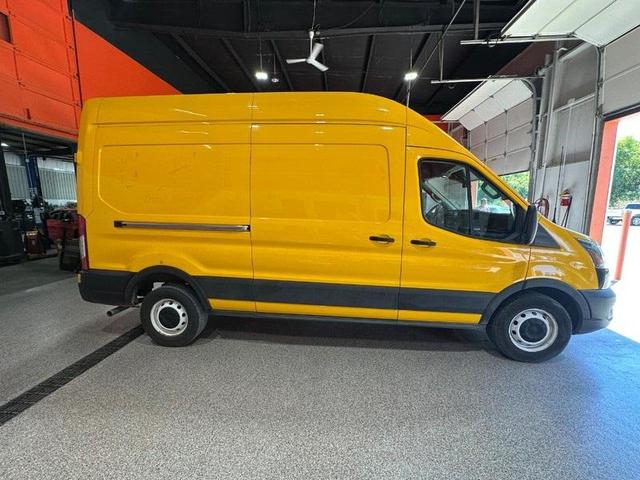 Photo of 2021 Yellow Ford Transit-250