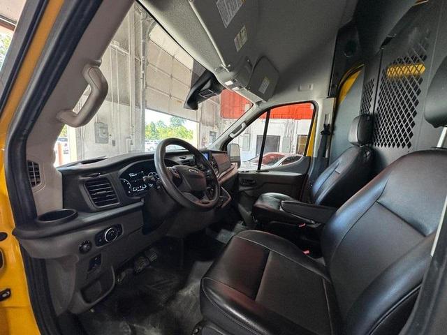 Photo of 2021 Yellow Ford Transit-250