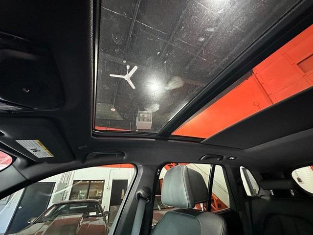Photo of 2020 Black Sapphire Metallic BMW X5