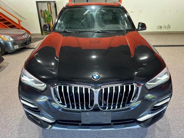 Photo of 2020 Black Sapphire Metallic BMW X5