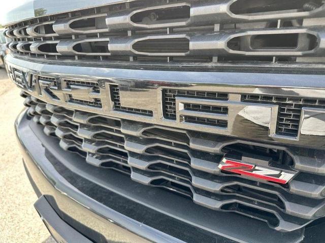 Photo of 2022 Black Chevrolet Silverado 1500