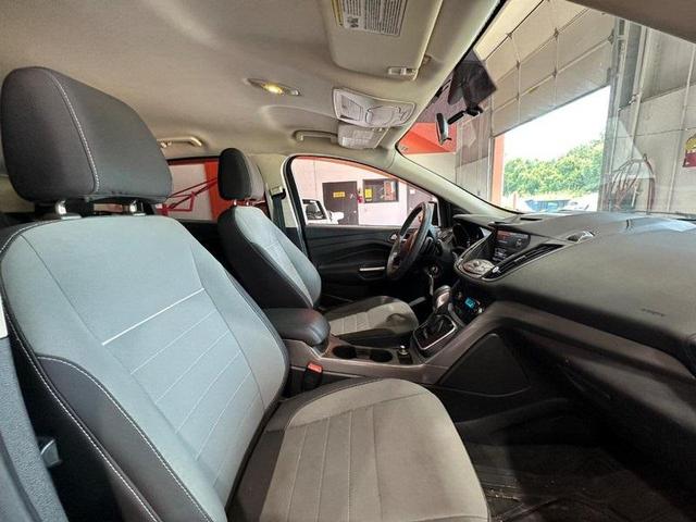 Photo of 2013 Ingot Silver Ford Escape