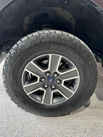 Photo of 2017 Magnetic Ford F-150
