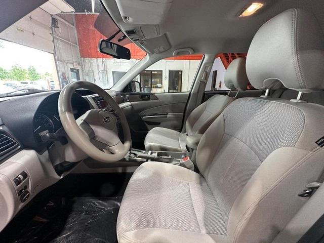 Photo of 2012 Satin White Pearl Subaru Forester