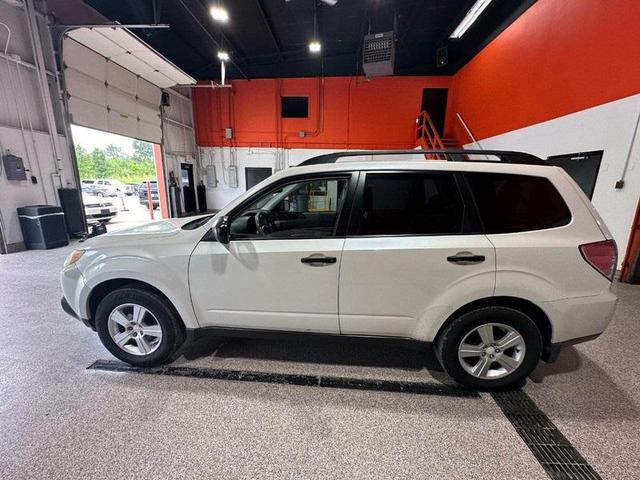 Photo of 2012 Satin White Pearl Subaru Forester