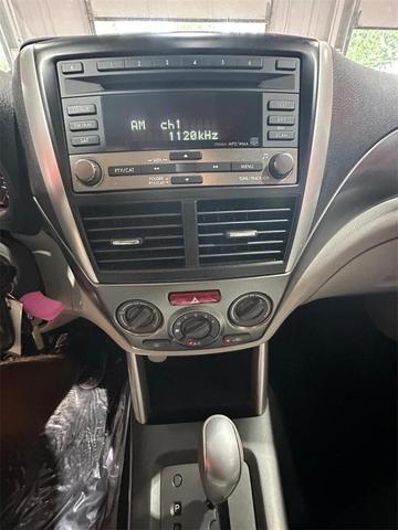 Photo of 2012 Satin White Pearl Subaru Forester