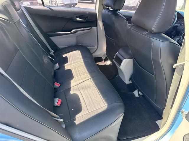 Photo of 2012 Clearwater Blue Toyota Camry