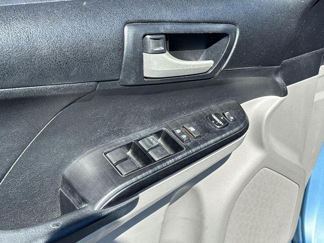 Photo of 2012 Clearwater Blue Toyota Camry