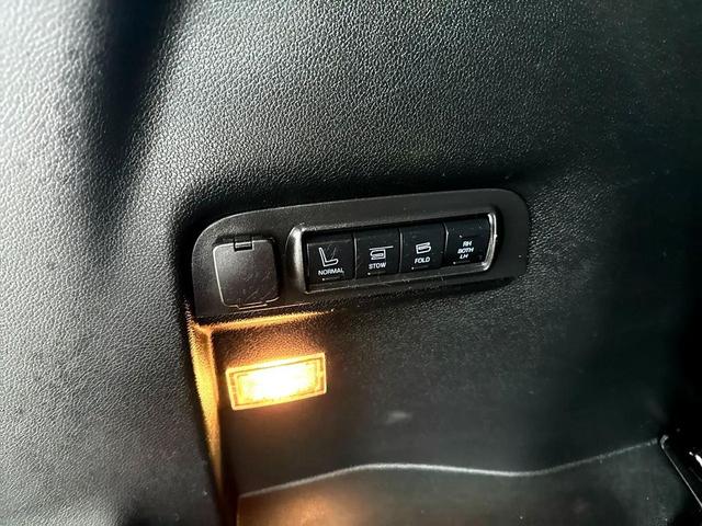 Photo of 2018 RED Ford Explorer