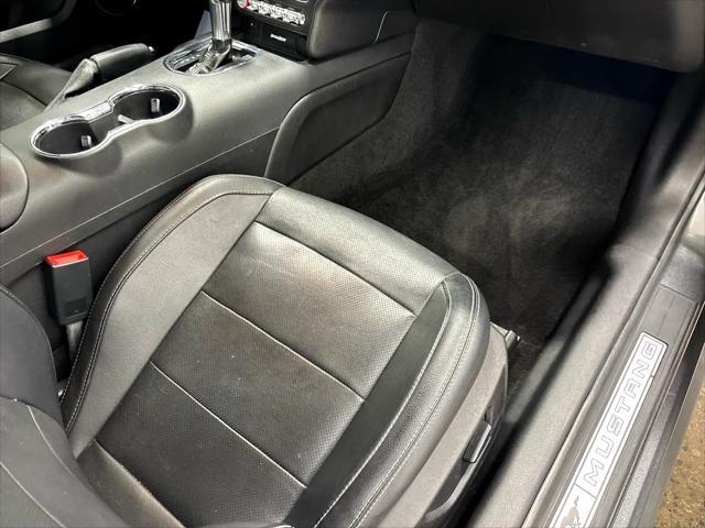 Photo of 2017 Magnetic Metallic Ford Mustang