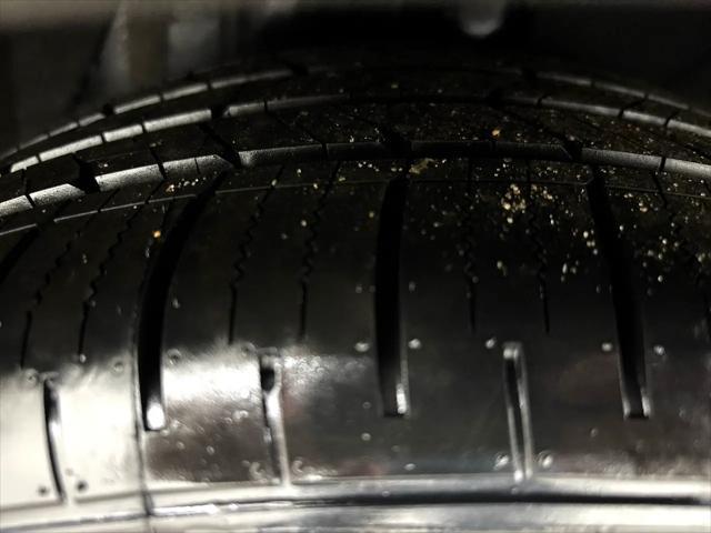 Photo of 2017 Magnetic Metallic Ford Mustang