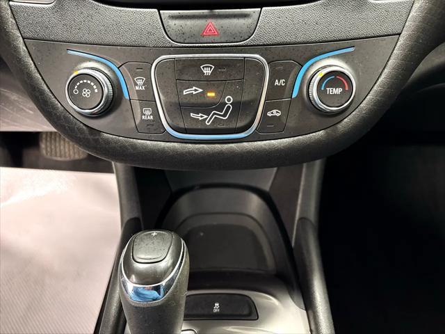 Photo of 2019 Pacific Blue Metallic Chevrolet Malibu