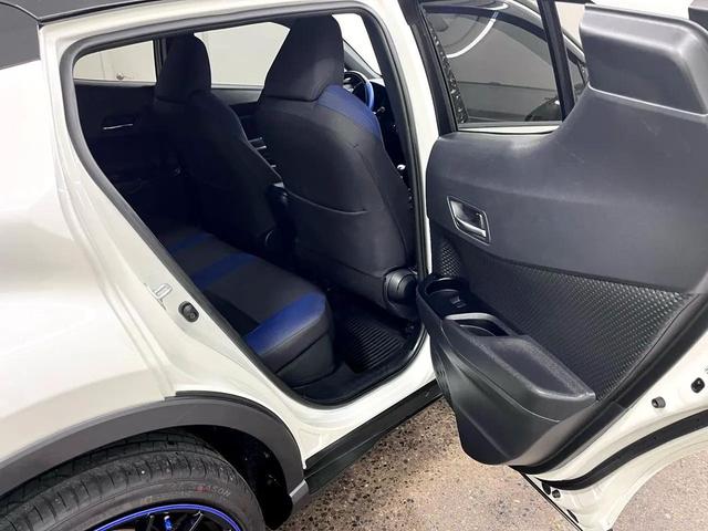 Photo of 2020 WHITE Toyota C-HR