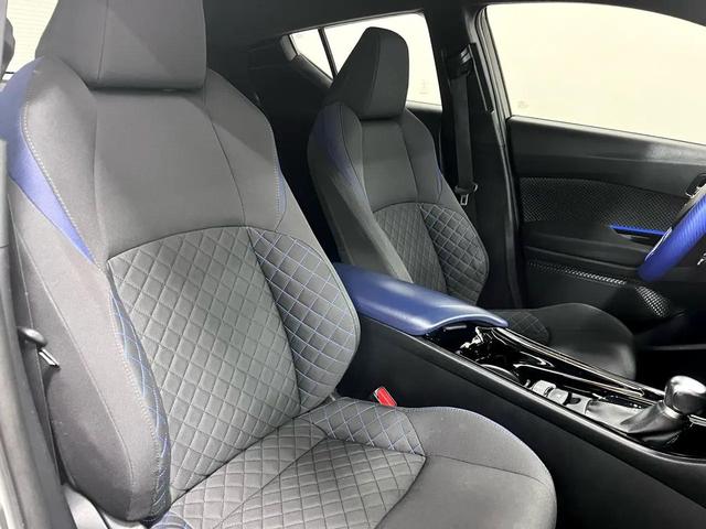 Photo of 2020 WHITE Toyota C-HR