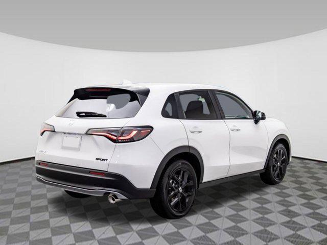 Photo of 2026 Platinum White Pearl Honda HR-V