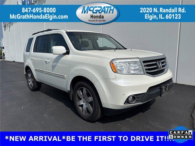 Photo of 2015 White Diamond Pearl Honda Pilot