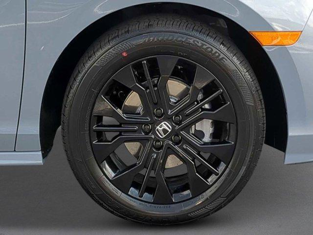 Photo of 2026 Sonic Gray Pearl Honda Odyssey