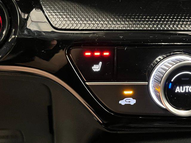 Photo of 2026 Platinum White Pearl Honda CR-V