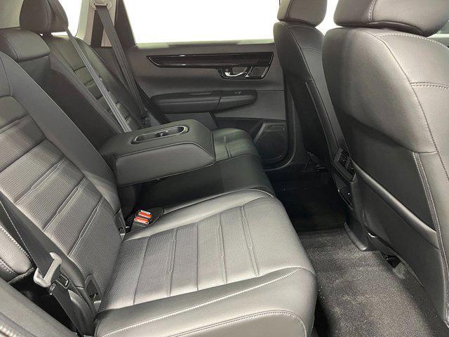 Photo of 2026 Platinum White Pearl Honda CR-V