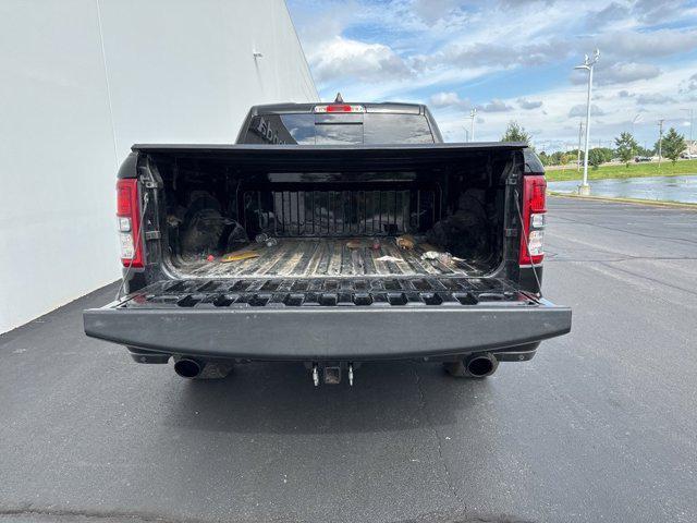 Photo of 2019 Diamond Black Crystal Pearlcoat RAM 1500