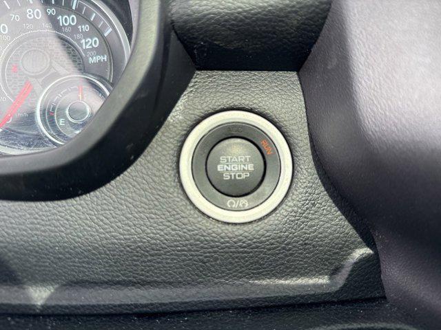 Photo of 2019 Diamond Black Crystal Pearlcoat RAM 1500