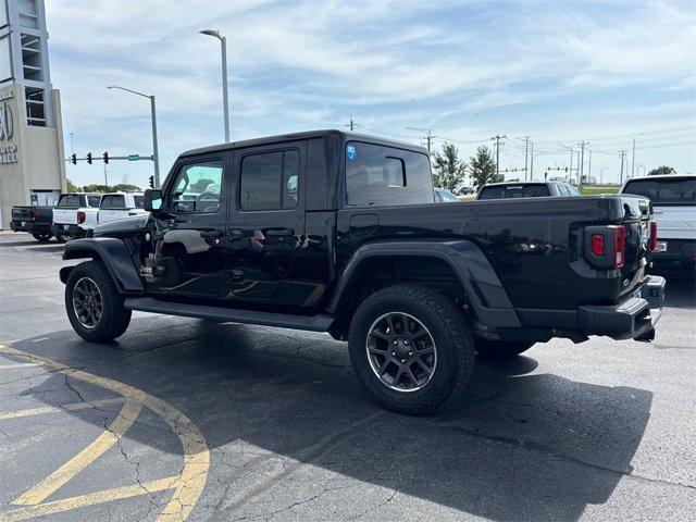 Photo of 2020 Black Clearcoat Jeep Gladiator