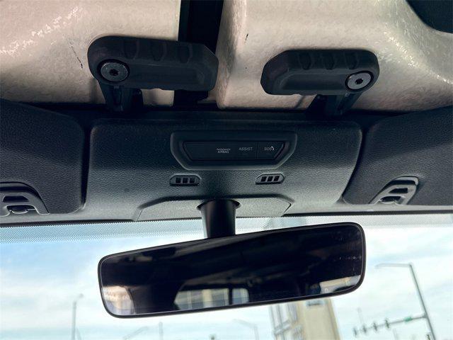 Photo of 2020 Black Clearcoat Jeep Gladiator