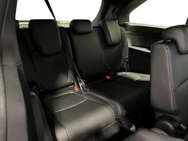 Photo of 2026 Sonic Gray Pearl Honda Odyssey