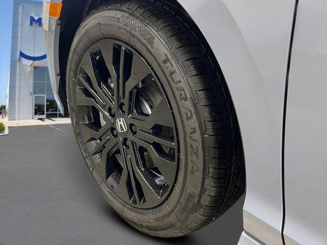 Photo of 2026 Sonic Gray Pearl Honda Odyssey