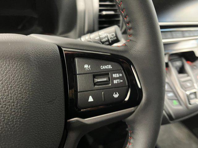 Photo of 2026 Sonic Gray Pearl Honda Odyssey
