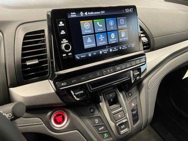 Photo of 2026 Sonic Gray Pearl Honda Odyssey