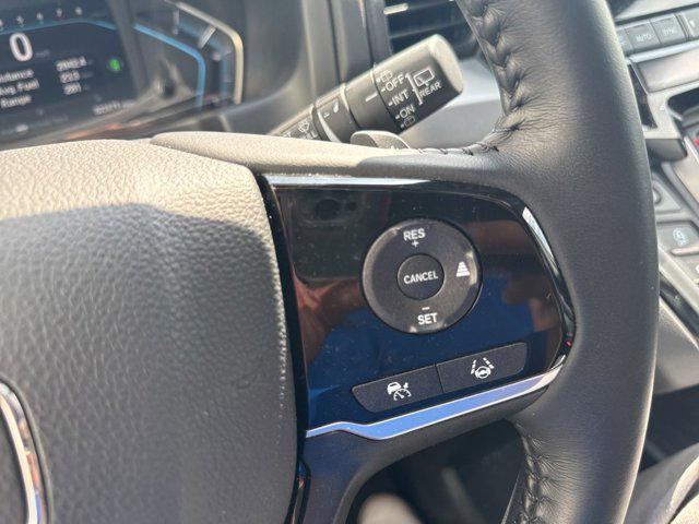 Photo of 2024 Sonic Gray Pearl Honda Odyssey