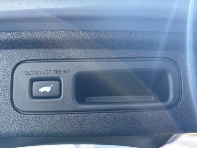 Photo of 2024 Sonic Gray Pearl Honda Odyssey