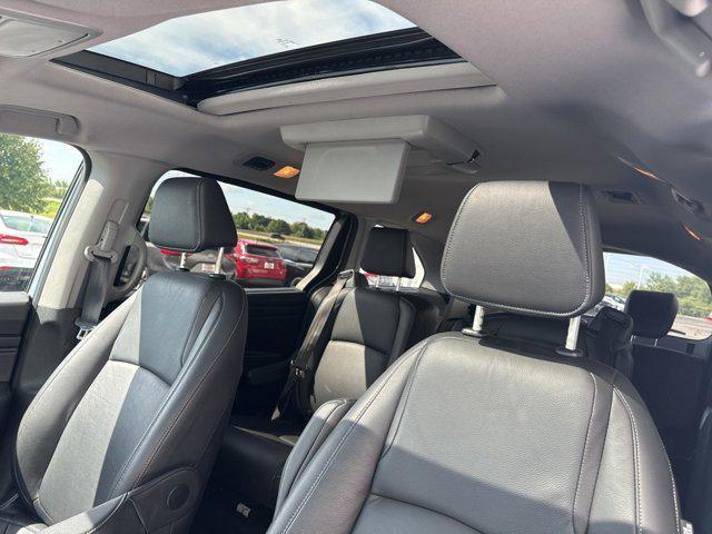 Photo of 2024 Sonic Gray Pearl Honda Odyssey