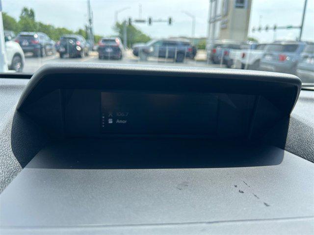 Photo of 2022 Crystal White Pearl Subaru Forester