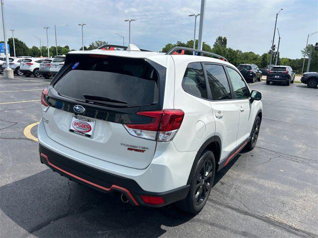 Photo of 2022 Crystal White Pearl Subaru Forester