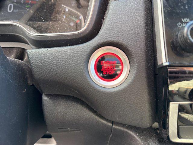 Photo of 2018 White Diamond Pearl Honda CR-V