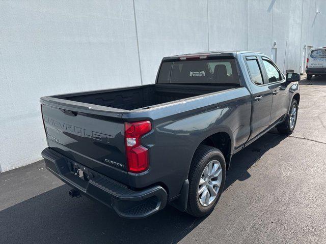 Photo of 2022 Shadow Gray Metallic Chevrolet Silverado 1500