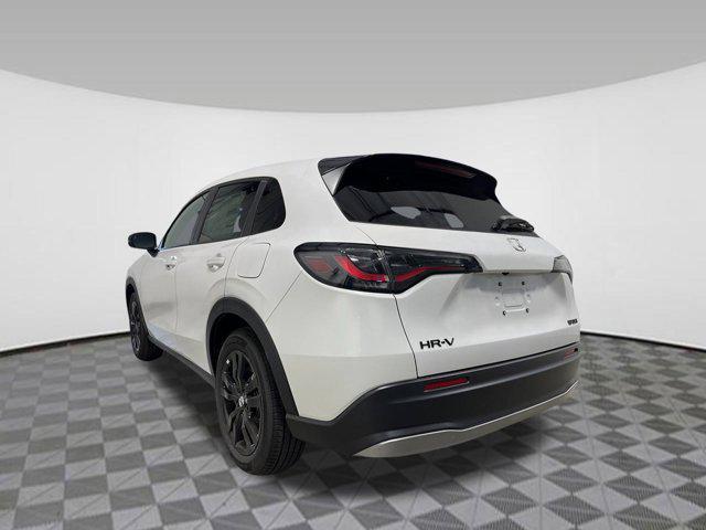 Photo of 2026 Platinum White Pearl Honda HR-V