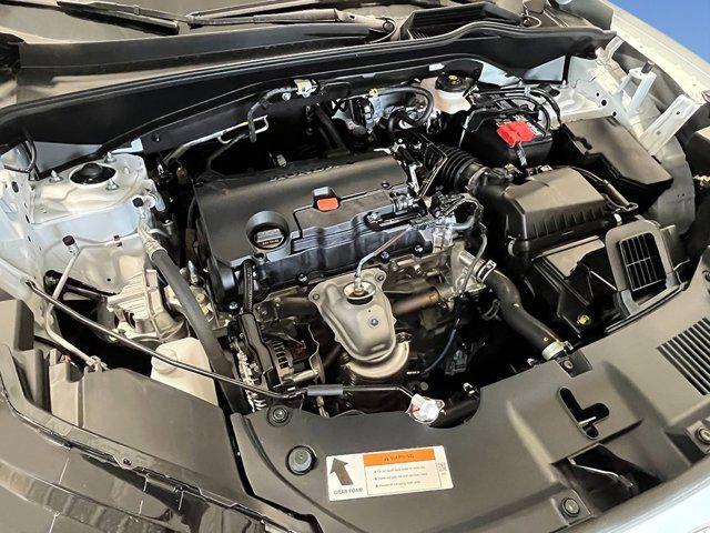 Photo of 2026 Platinum White Pearl Honda HR-V