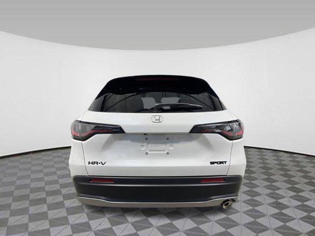 Photo of 2026 Platinum White Pearl Honda HR-V