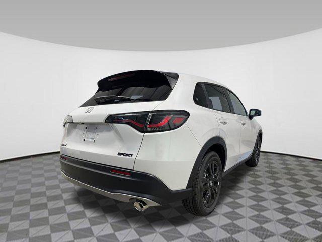 Photo of 2026 Platinum White Pearl Honda HR-V