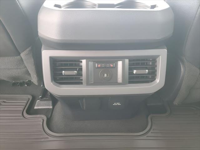 Photo of 2024 Star White Metallic Tri-Coat Ford F-250