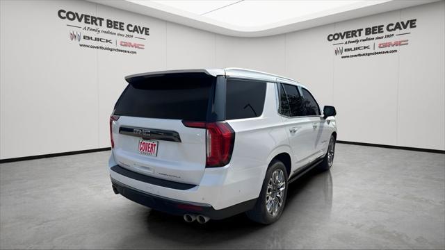 Photo of 2023 White Frost Tricoat GMC Yukon
